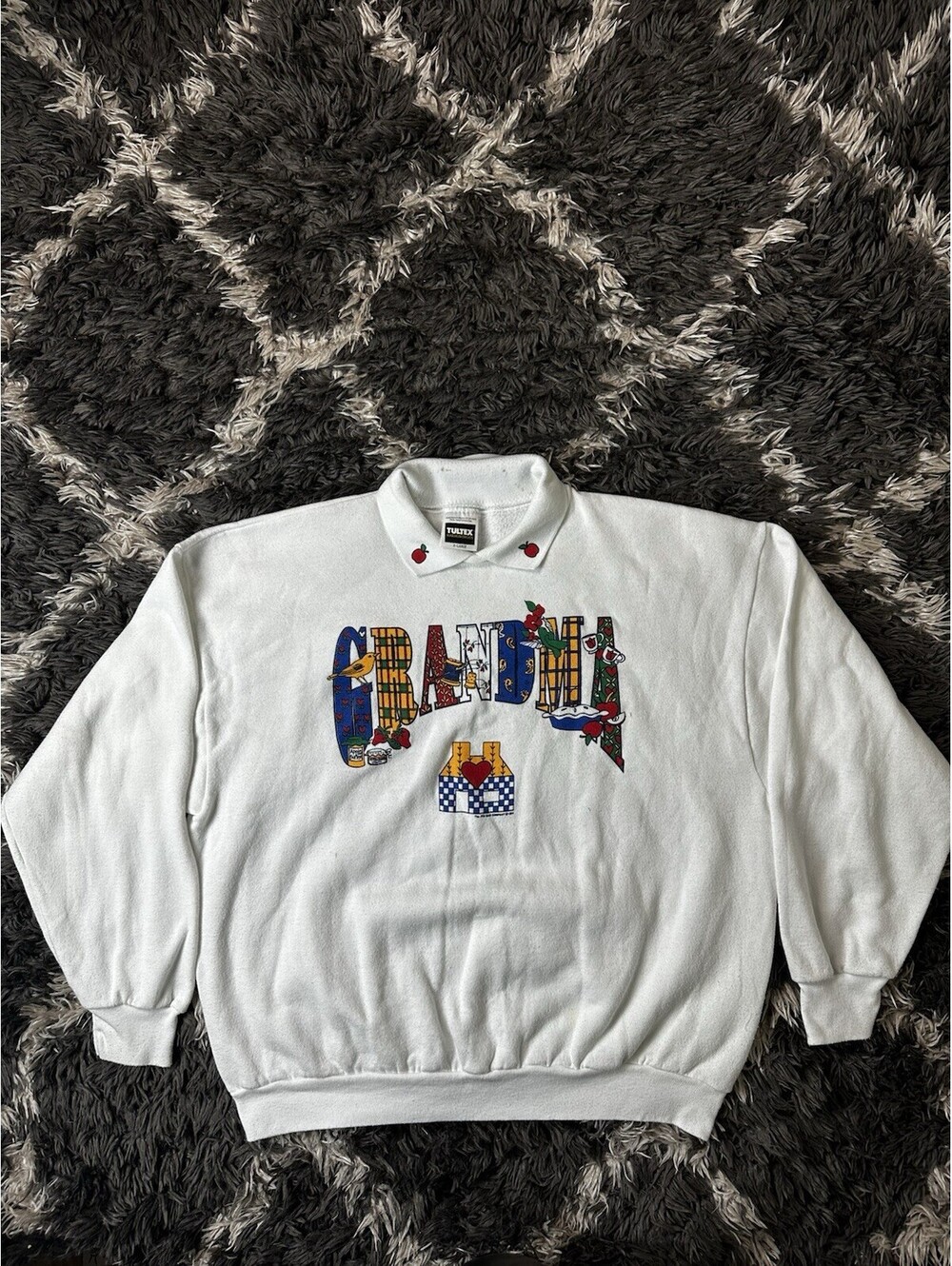Vintage 90s Tultex Grandma Collared Sweatshirt Womens XL White Embroidered